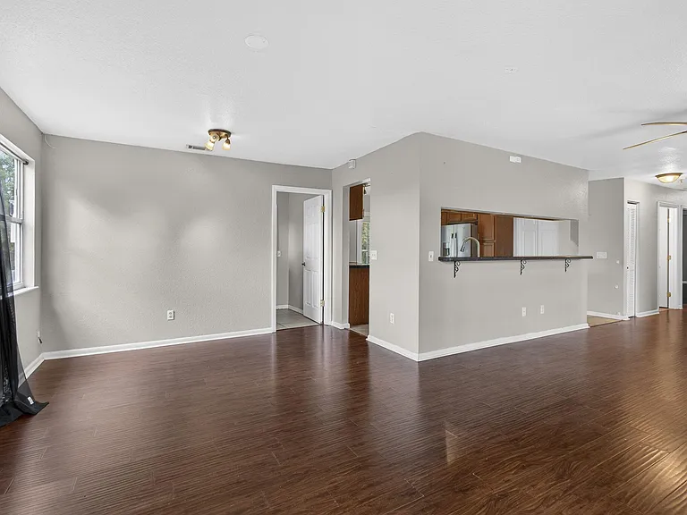 16932 Okeechobee Blvd — Photo 18