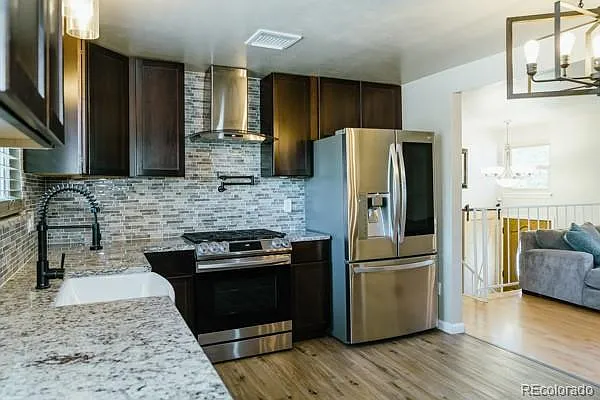 5 bed, 3.0 bath, 1784 sqft, $3,300 — Photo 3