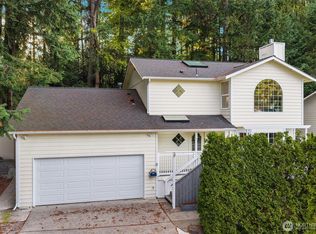 23424 100th Avenue W, Edmonds, WA 98020