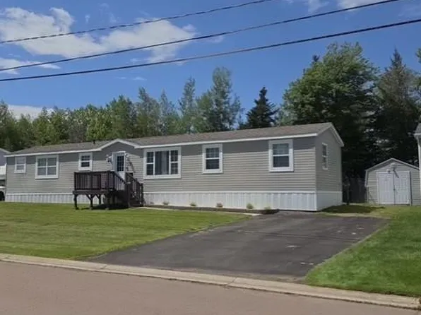 614 Champlain St, Shediac, NB E4P 9C9