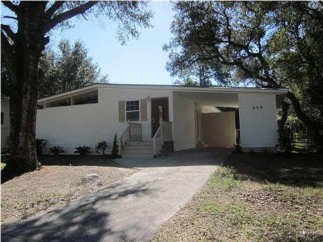 1st image of 909 Blue Springs Ave