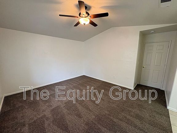 4th image of 723 N Simon St