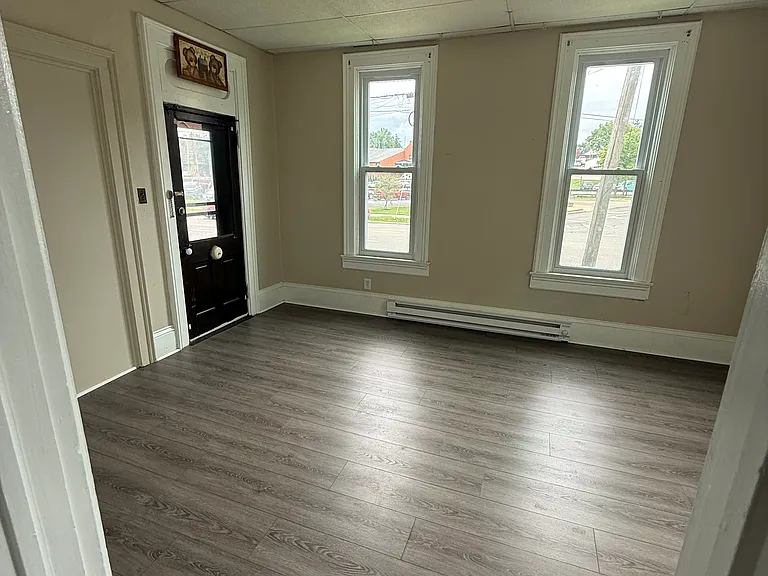 264 W Main St #2 — Photo 4