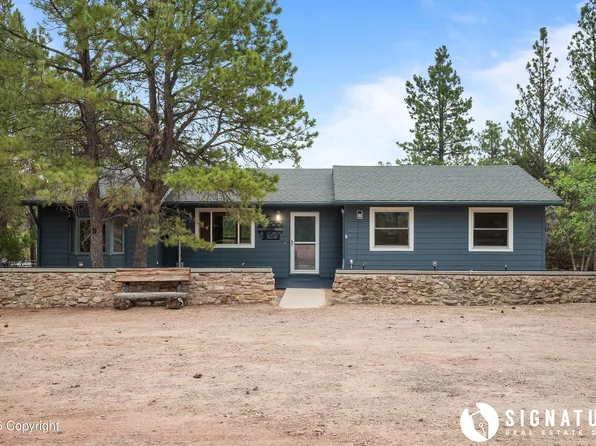 13 Lakeview Dr, Pine Haven, WY 82721
