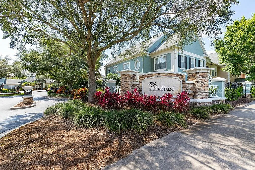 Building Photo - 12861 Madison Pointe Cir #101