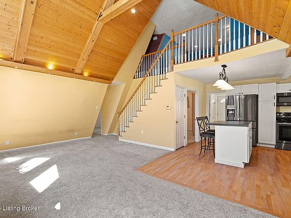 5th image of 3985 Brooks Hill Rd