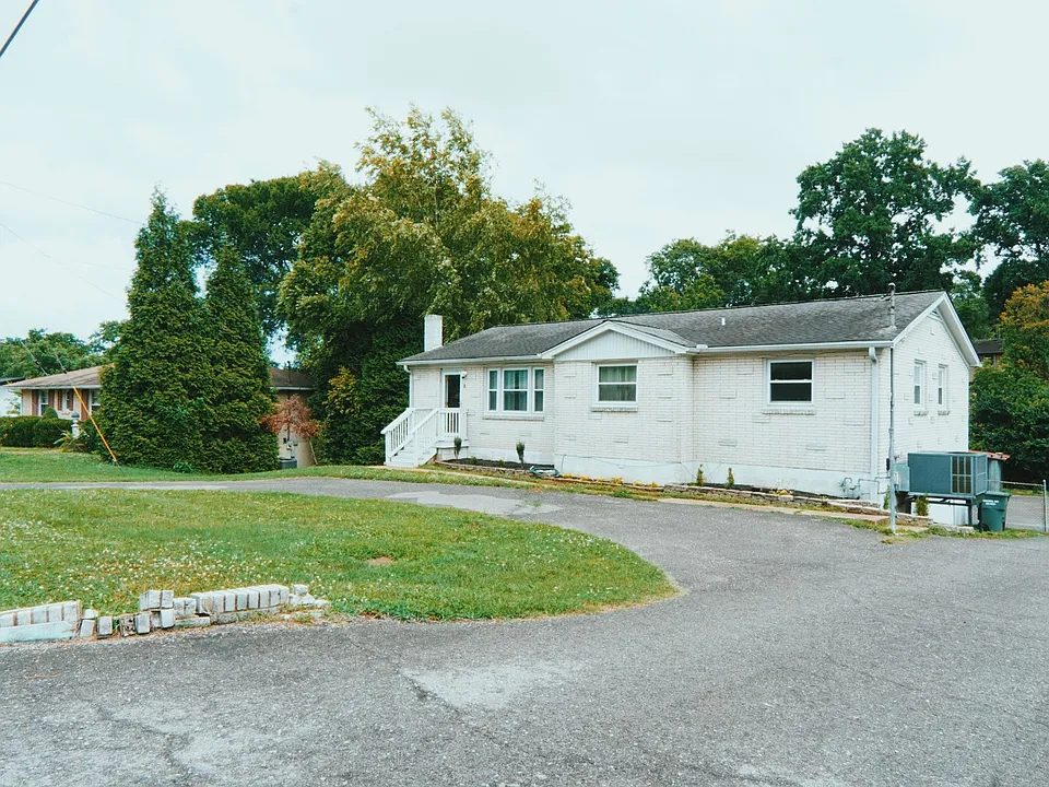 3841 Bonnacreek Dr