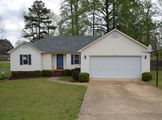 115 Alpine Dr, Henderson, TN 38340