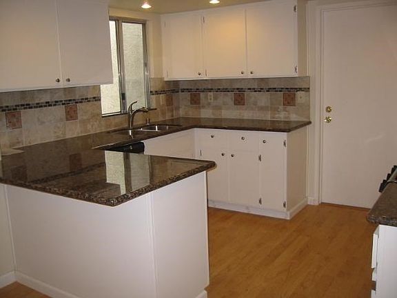 4th image of 234 Cedar Rock Cir