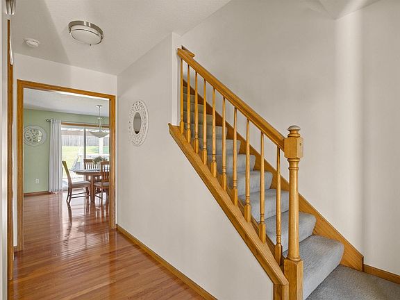 4th image of 1612 W 51st St
