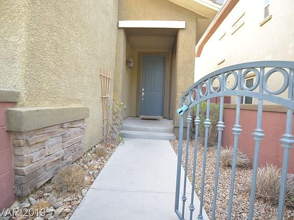 3rd image of 5326 Hollymead Dr