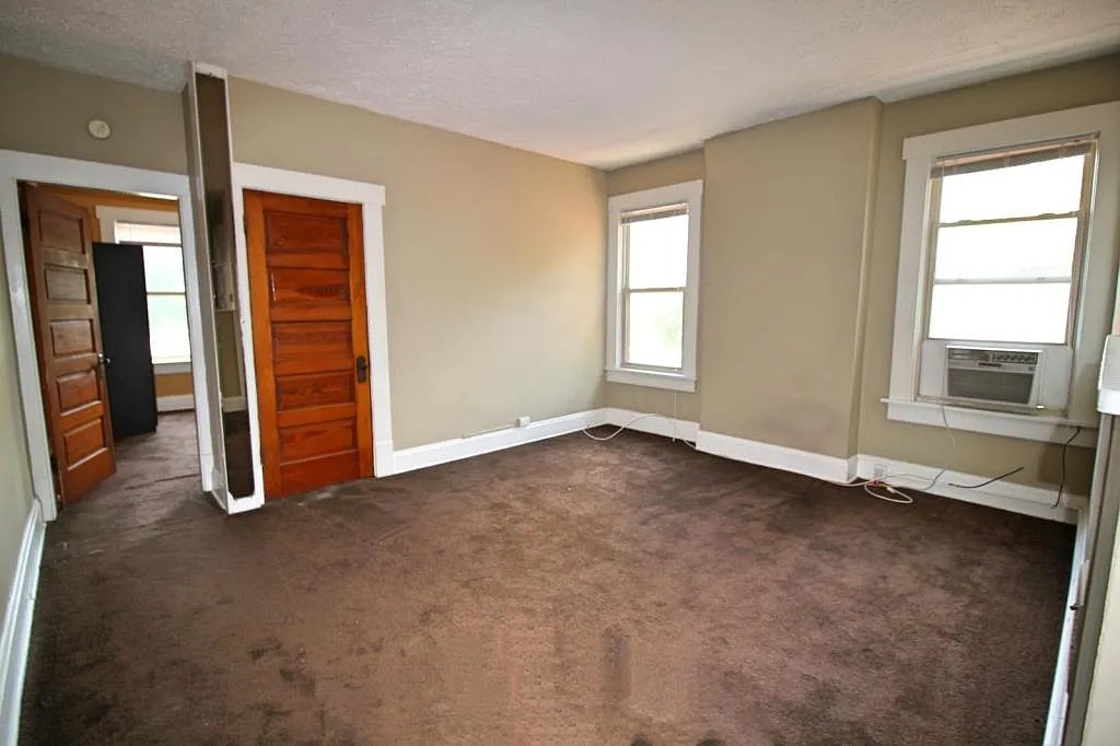 68 E Hudson St — Photo 3