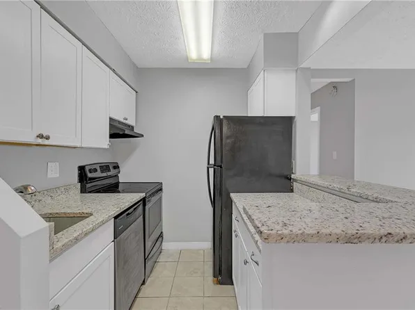 306 Wells Ct #2, Hampton, VA 23666