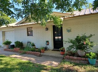3908 Crestridge Dr, Brownwood, TX 76801