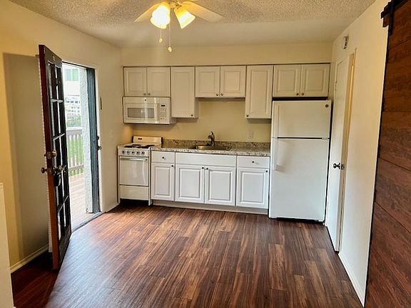 5th image of 1035-1041 Hayes Ave #10355