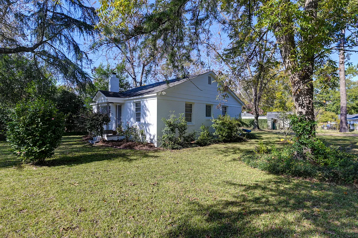 Building Photo - 1408 Northland Dr