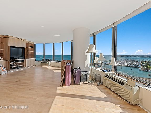 2nd image of 505 N Lake Shore Dr #1914-16