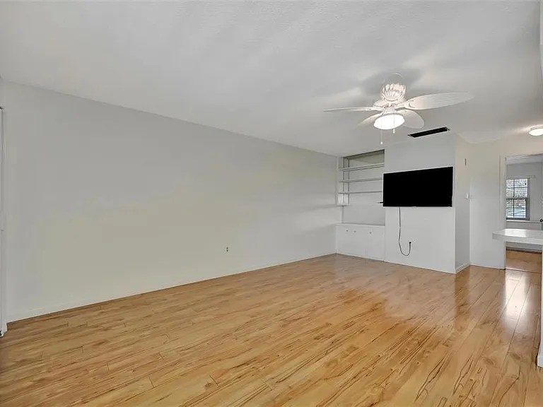 650 Pinellas Point Dr S #205 — Photo 7