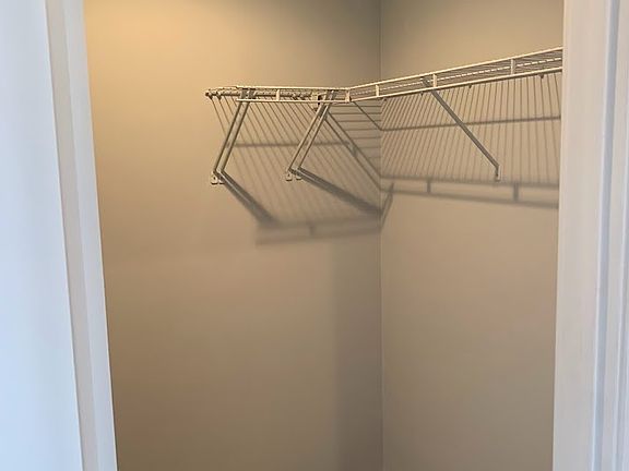 2nd image of 2415 Ballentine Blvd #10928315