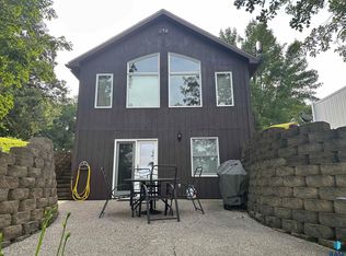 2586 Lake Cochrane Dr W, Gary, SD 57237