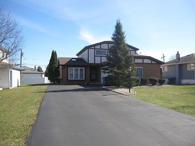 1st image of 10535 S 84th Ave