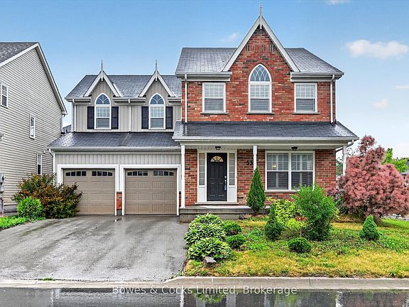 3rd image of 534 Grange Way