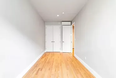 Rented by Rennit Inc.