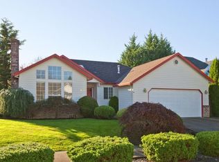 670 NE Regan Ct, Hillsboro, OR 97124
