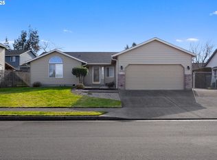 1024 SE 29th St, Troutdale, OR 97060