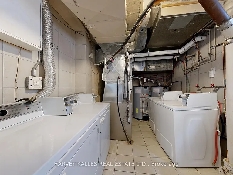 1252 Davenport Rd #1 — Photo 23