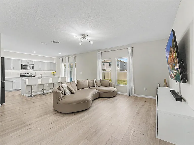 7587 Starflower Way — Photo 5
