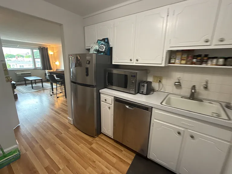 269 Harvard St #40 — Photo 21