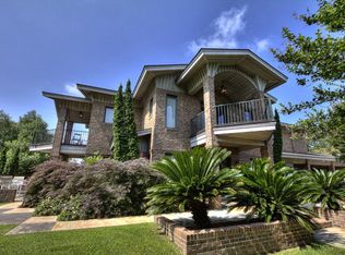 2810 Porcher Dr, Sumter, SC 29150
