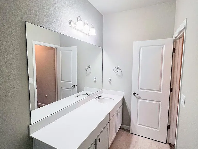 14722 E Belleview Ave — Photo 25