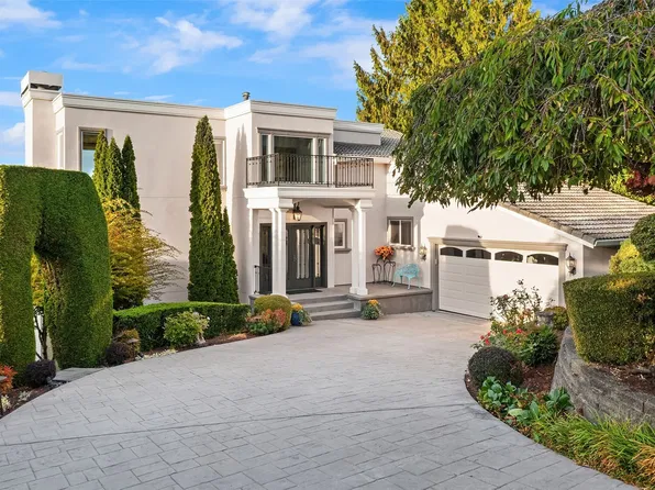 14100 SE 44th Street, Bellevue, WA 98006