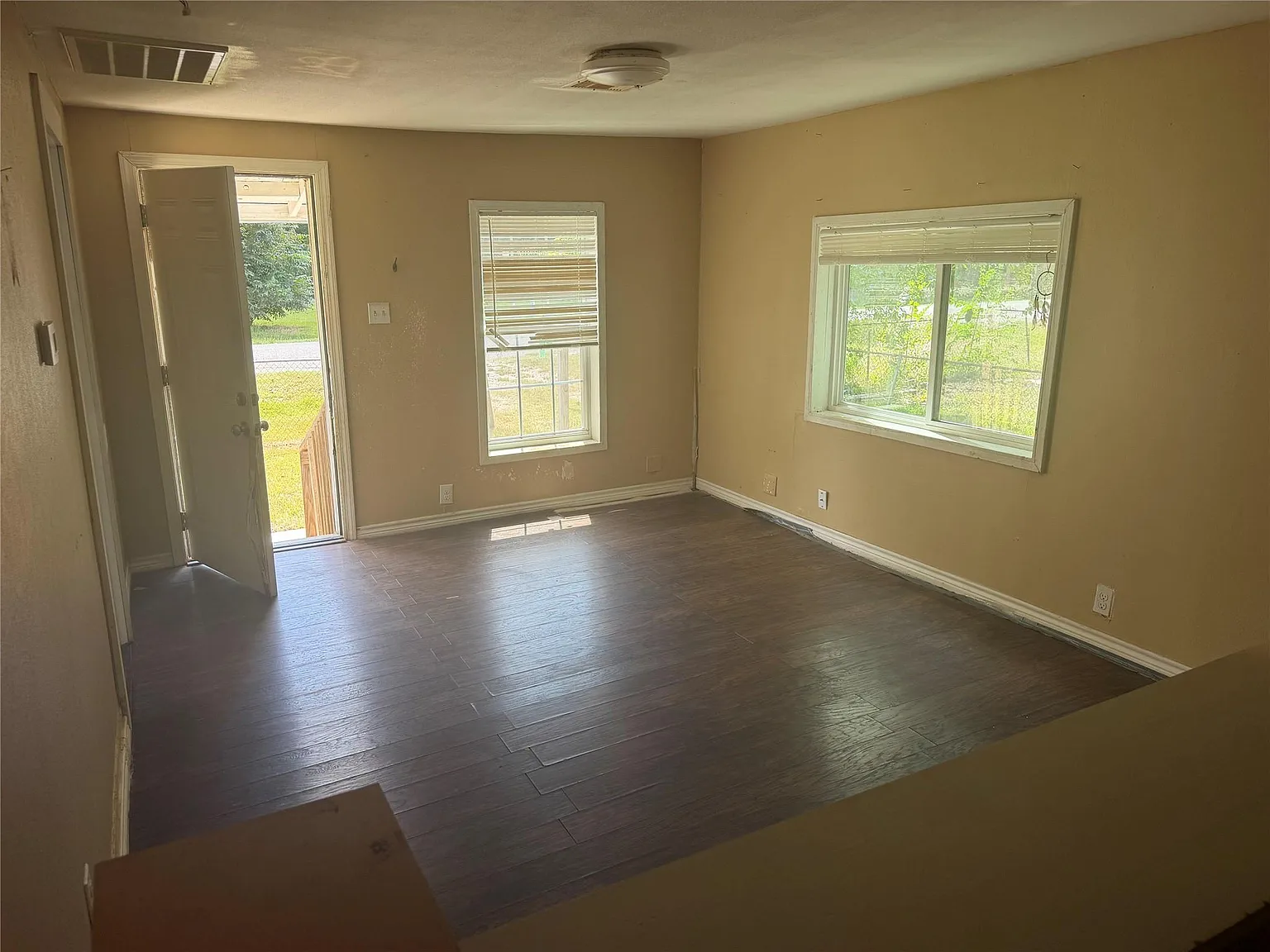 1 bed, 1.0 bath, 576 sqft, $875 — Photo 4