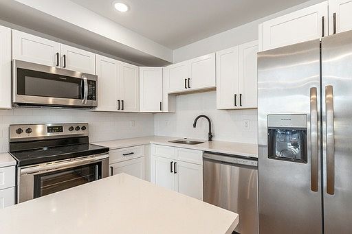2nd image of 322 E Girard Ave #3