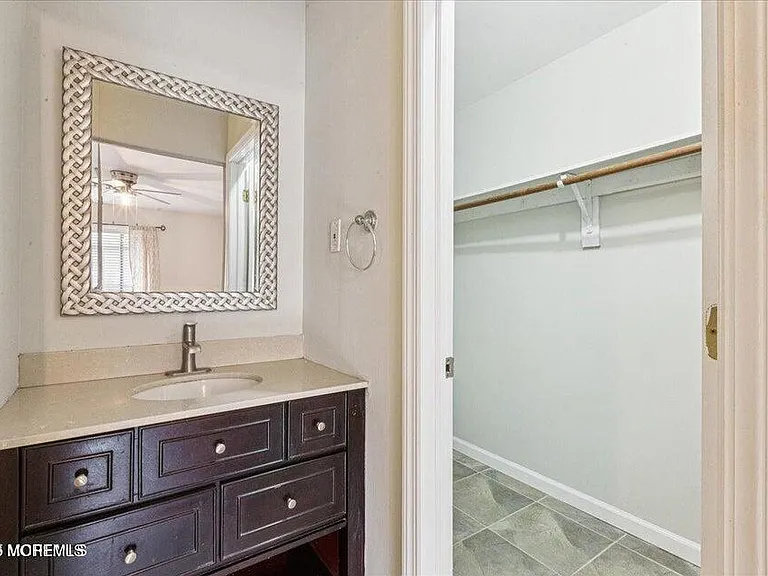 70 Overlook Way #E — Photo 13
