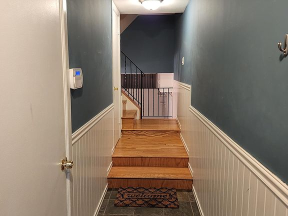 2nd image of 12 Linda Ln