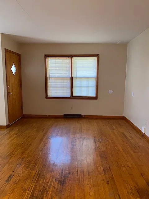 1065 South English Avenue - 1 — Photo 3