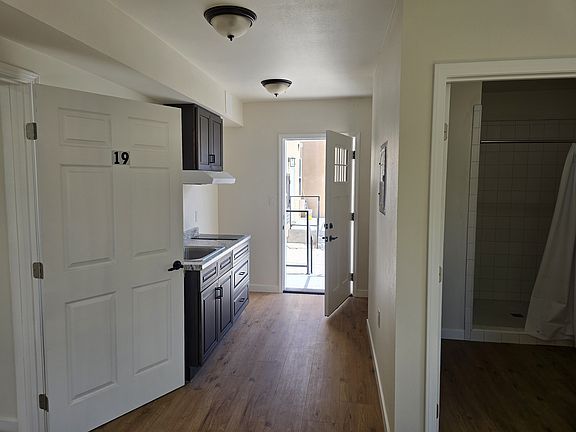 4th image of 248 N 1st St #1-19