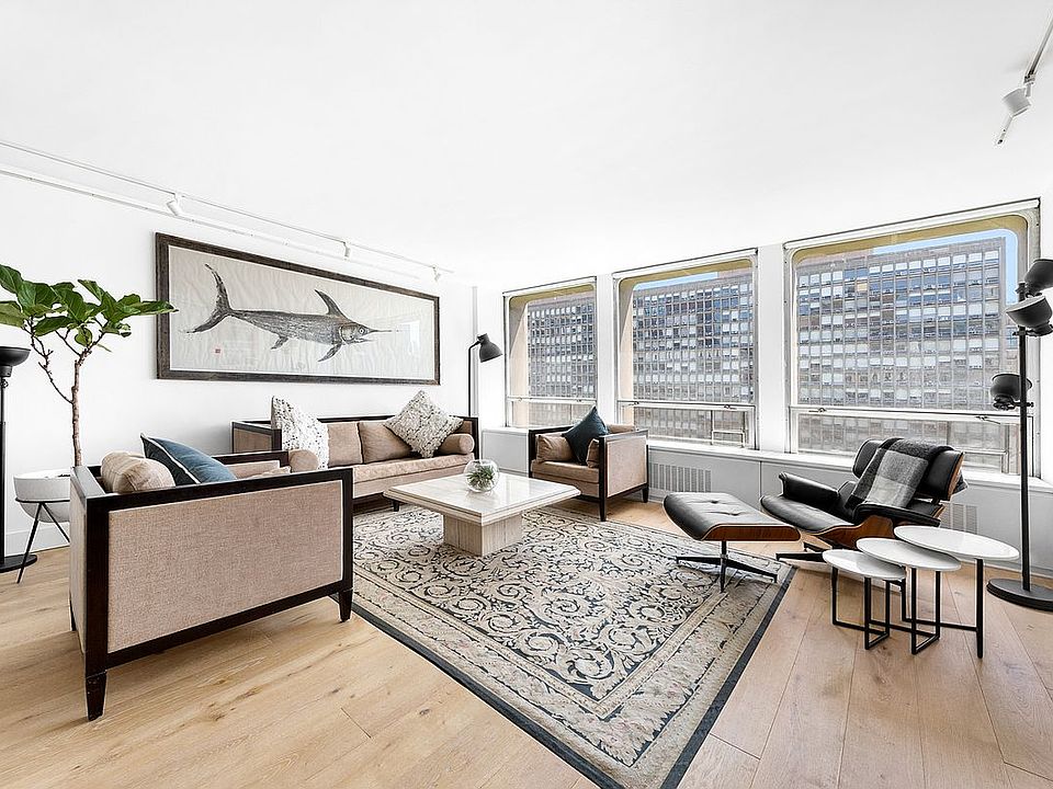 1st image of 330 E 33rd St APT 12B