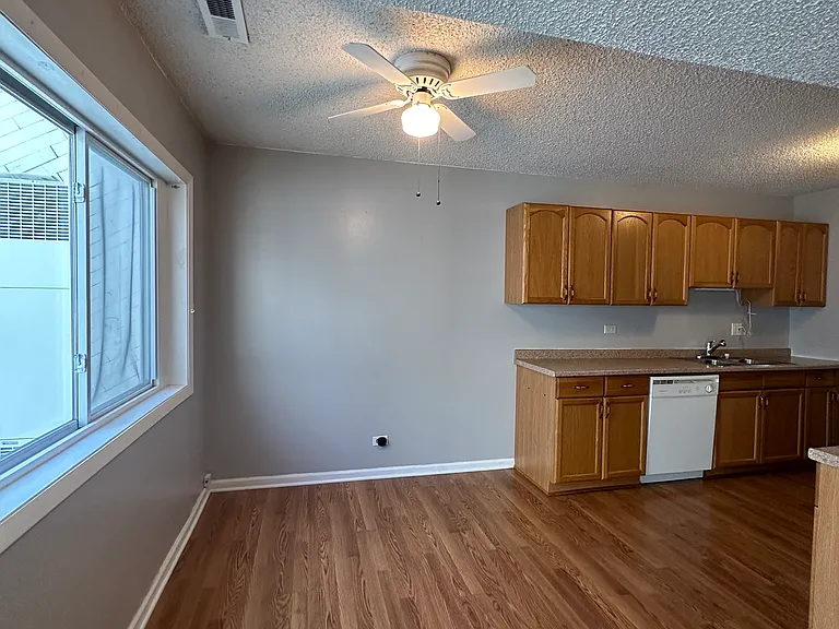 1741 Bell Dr — Photo 6