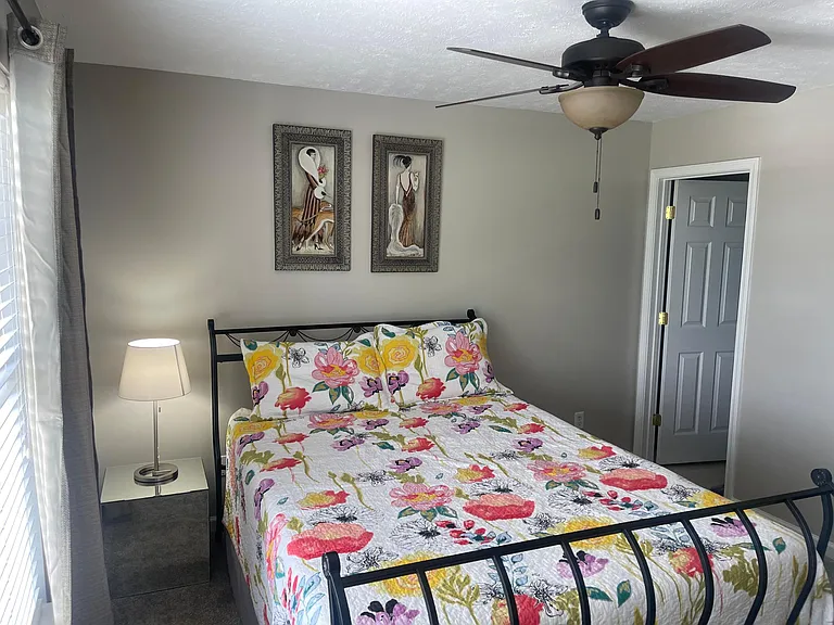 516 Shadow Glen Dr — Photo 13
