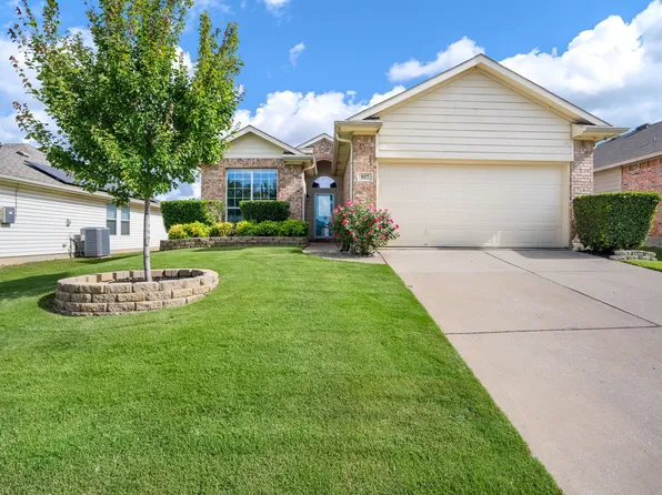 817 Rio Bravo Dr, Haslet, TX 76052