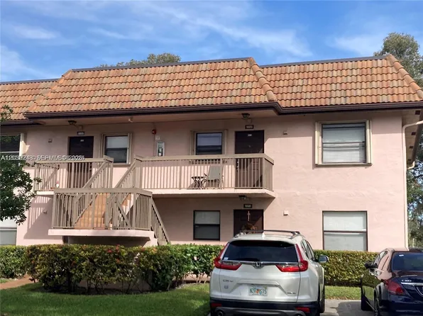 10605 NW 11th St #206, Hollywood, FL 33026
