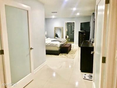 7801 Ramona St, Miramar, FL, 33023