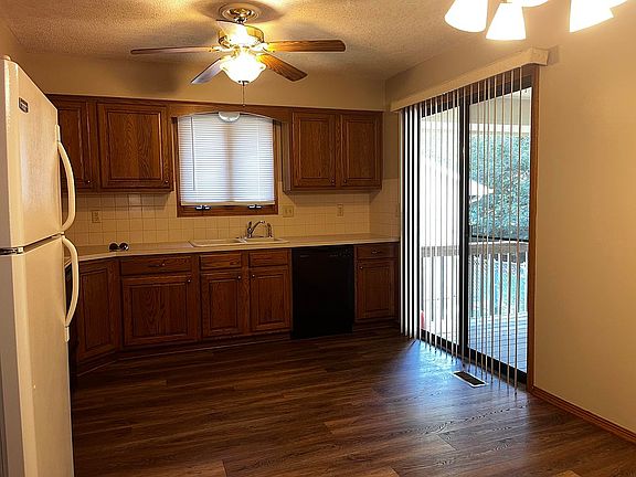 Sliding door to deck