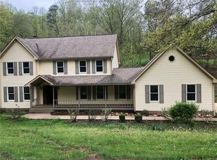 5397 Doc Bailey Rd, Cross Lanes, WV 25313