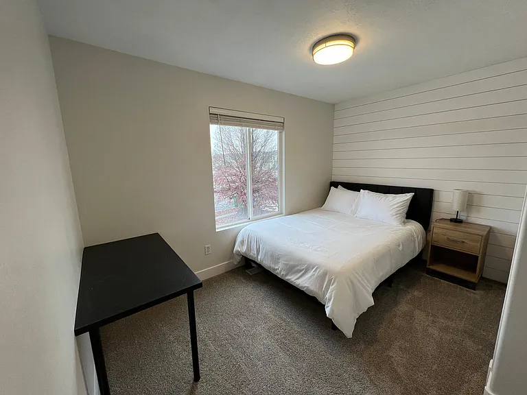 589 W Lakeview Dr — Photo 9